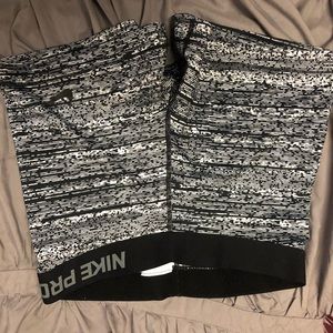 Nike Pro Shorts: Medium